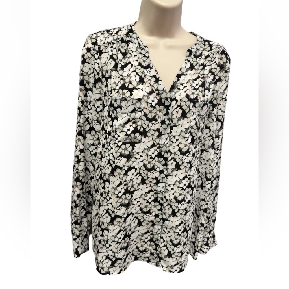 ELLE Pink Gray & White Floral Print Blouse Hidden Buttons Top Women’s Size S
